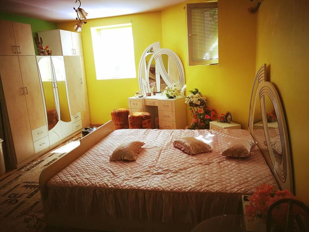 Two Bedroom Townhouse Mika Ruse Ngoại thất bức ảnh